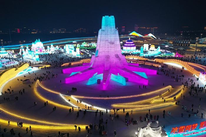 人氣爆棚！第26屆哈爾濱冰雪大世界開(kāi)園